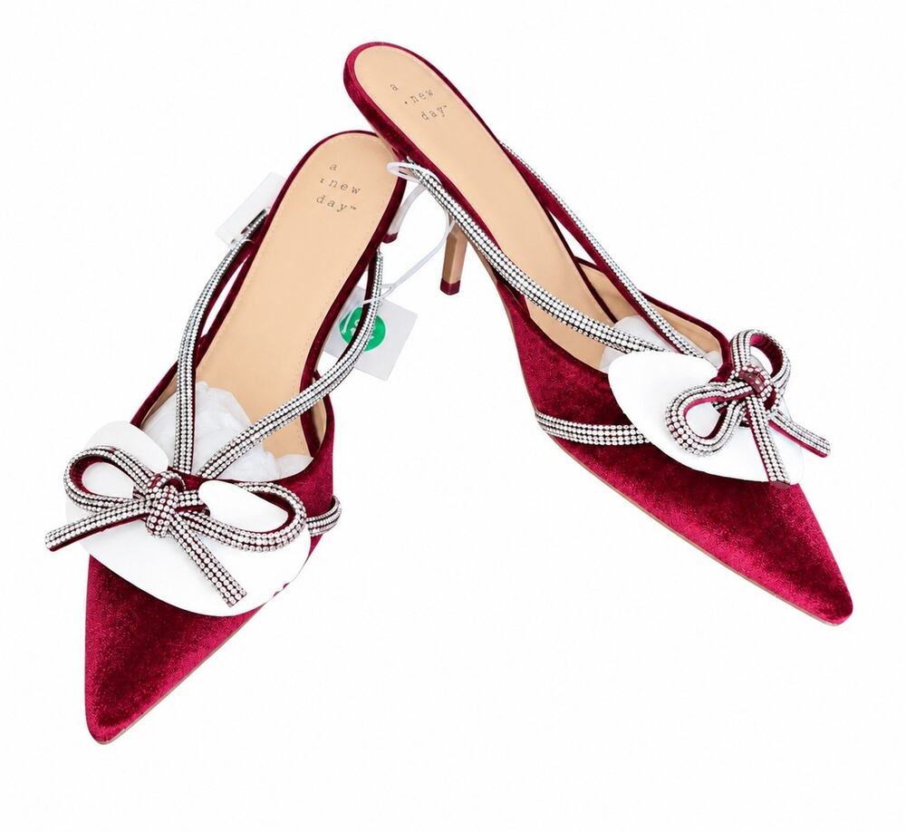 A New Day Gwen Women’s Size 10 Burgundy Velvet Rhinestone Bow Kitten Heels NWT